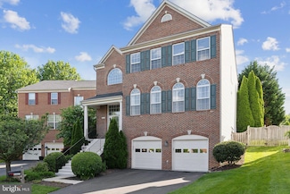 3005 Rose Arbor Ct, Fairfax, VA 22031