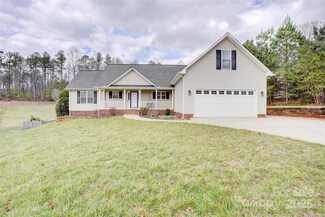 4205 Ore Bank Dr, Lincolnton, NC 28092