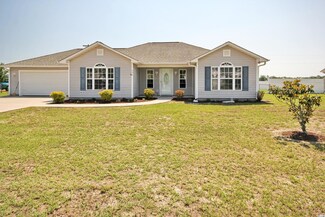 336 Carolina Hickory St, Loris, SC 29569
