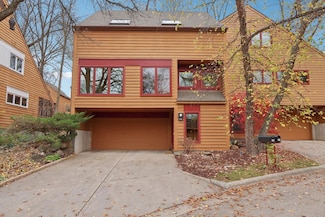 212 Glen Hollow Rd, Madison, WI 53705