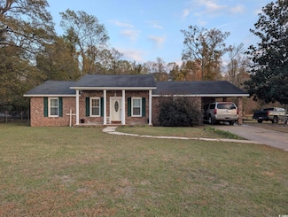 318 S Pine St, Johnsonville, SC 29555