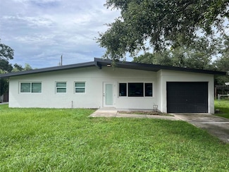 3169 Bellevue St, Sarasota, FL 34237