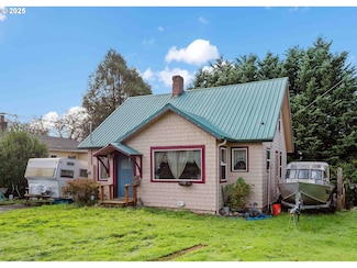 865 N Dean St, Coquille, OR 97423