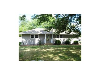 203 S Thompson St, Butler, MO 64730