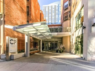 8 W Chestnut St Unit 11K, Chicago, IL 60610