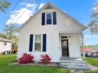 110 E 6th St, Washington, MO 63090