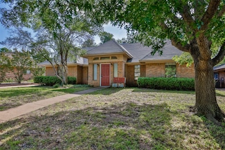 1916 N Lake Trail, Denton, TX 76201