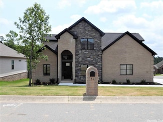 54 Waters Edge Dr, Little Rock, AR 72204