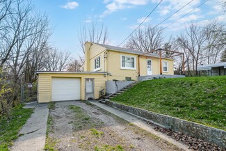 3909 Ash St, Kalamazoo, MI 49001