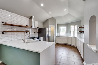 234 Rock Bluff Ln, San Marcos, TX 78666