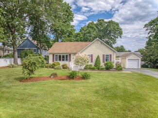 15 Limewood Ave, Billerica, MA 01821