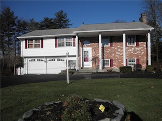 52 Walker St, Seekonk, MA 02771