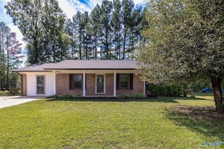 505 Macbeth St, Athens, AL 35611