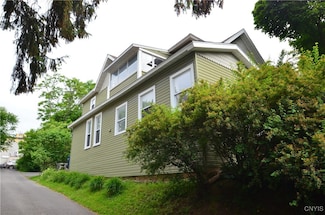 359 Green St, Syracuse, NY 13203