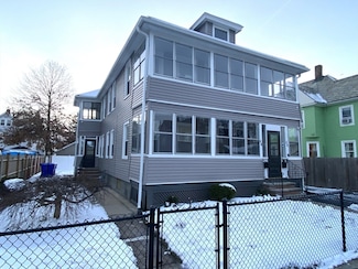 46 Mooreland St Unit 1FL, Springfield, MA 01104