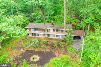 200 Jug Hollow Rd, Phoenixville, PA 19460