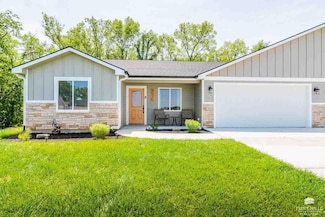 4635 Pierce Dr, Manhattan, KS 66502