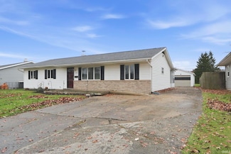 7619 Worth Dr, Fort Wayne, IN 46819