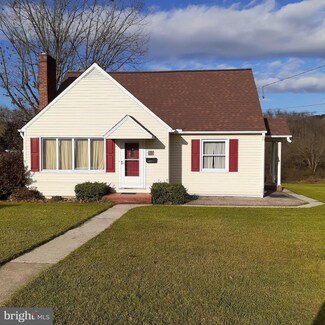 313 S 1st St, Mc Connellsburg, PA 17233