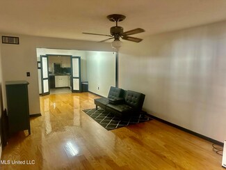 5155 Wayneland Dr Unit G2, Jackson, MS 39211