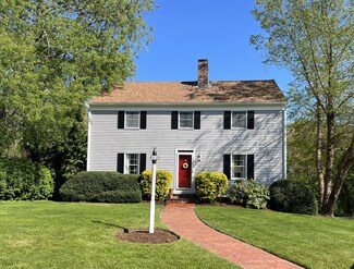 27 Knollwood Dr, Yarmouth Port, MA 02675