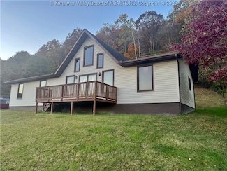 90 Dogwood Ln, Madison, WV 25130