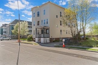 51 Frederic St, Portland, ME 04102