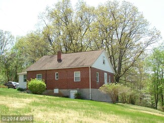 34 Plains Rd, Paw Paw, WV 25434