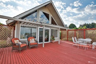 6188 Blue Haven Way, Clinton, WA 98236