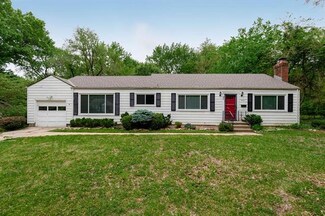 7601 Mackey St, Overland Park, KS 66204