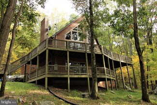 318 Eagle Ln, Terra Alta, WV 26764