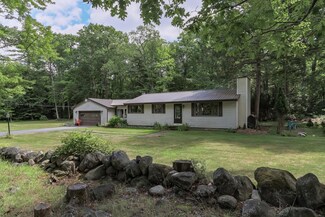 163 Bog Rd, Goffstown, NH 03045