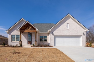 142 Owensby Way, Trinity, AL 35673