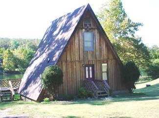 10 Kiwanie Cir, Hardy, AR 72542