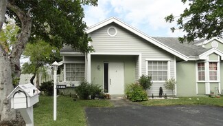 11151 SW 10th Place, Davie, FL 33324
