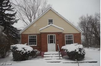 7270 Free Ave, Bedford, OH 44146