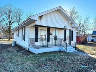 701 W Church St, Harrisburg, IL 62946