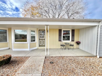 1002 Village Ln Unit 190, Jenison, MI 49428