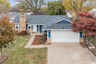 4618 Fillmore Ln, Davenport, IA 52806