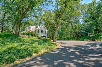 20 Spring Farm Ln, Saint Paul, MN 55127