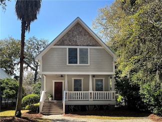 237 Broadway St, Saint Simons Island, GA 31522