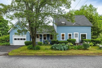 8 Donovan St, Concord, NH 03301