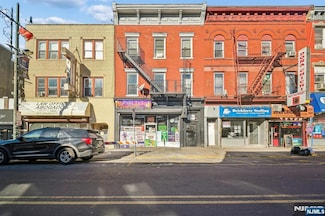 89 Market St, Paterson, NJ 07505