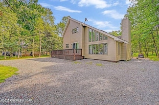 426 Towamensing Trail, Albrightsville, PA 18210