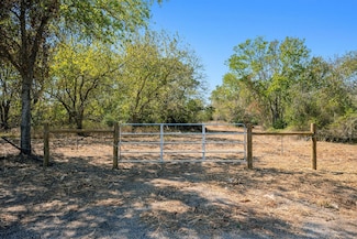 000 Texas 36, Caldwell, TX 77836