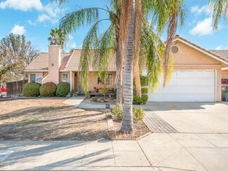 3588 N Saratoga Ave, Fresno, CA 93722