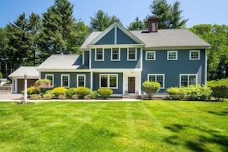 122 Crescent Rd, Concord, MA 01742