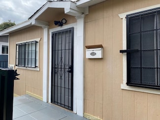 1140 1/2 S Oxford Ave, Los Angeles, CA 90006