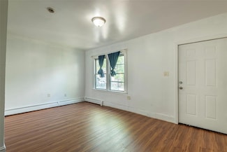 90-13 181st St, Jamaica, NY 11423