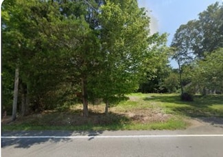 1239 N Main St, Tennessee Ridge, TN 37178
